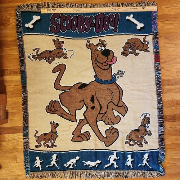 Vintage Scooby-Doo tapestry 90's blanket Cartoon Network 1999 45"x55" few snags - Picture 7 of 8
